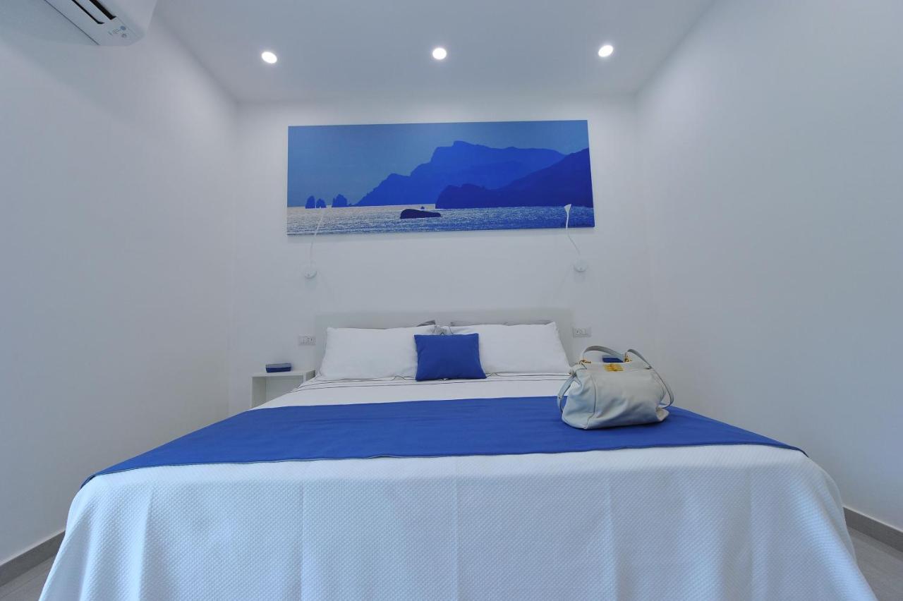 La Casa Degli Amici Bed & Breakfast Sorrento Bagian luar foto